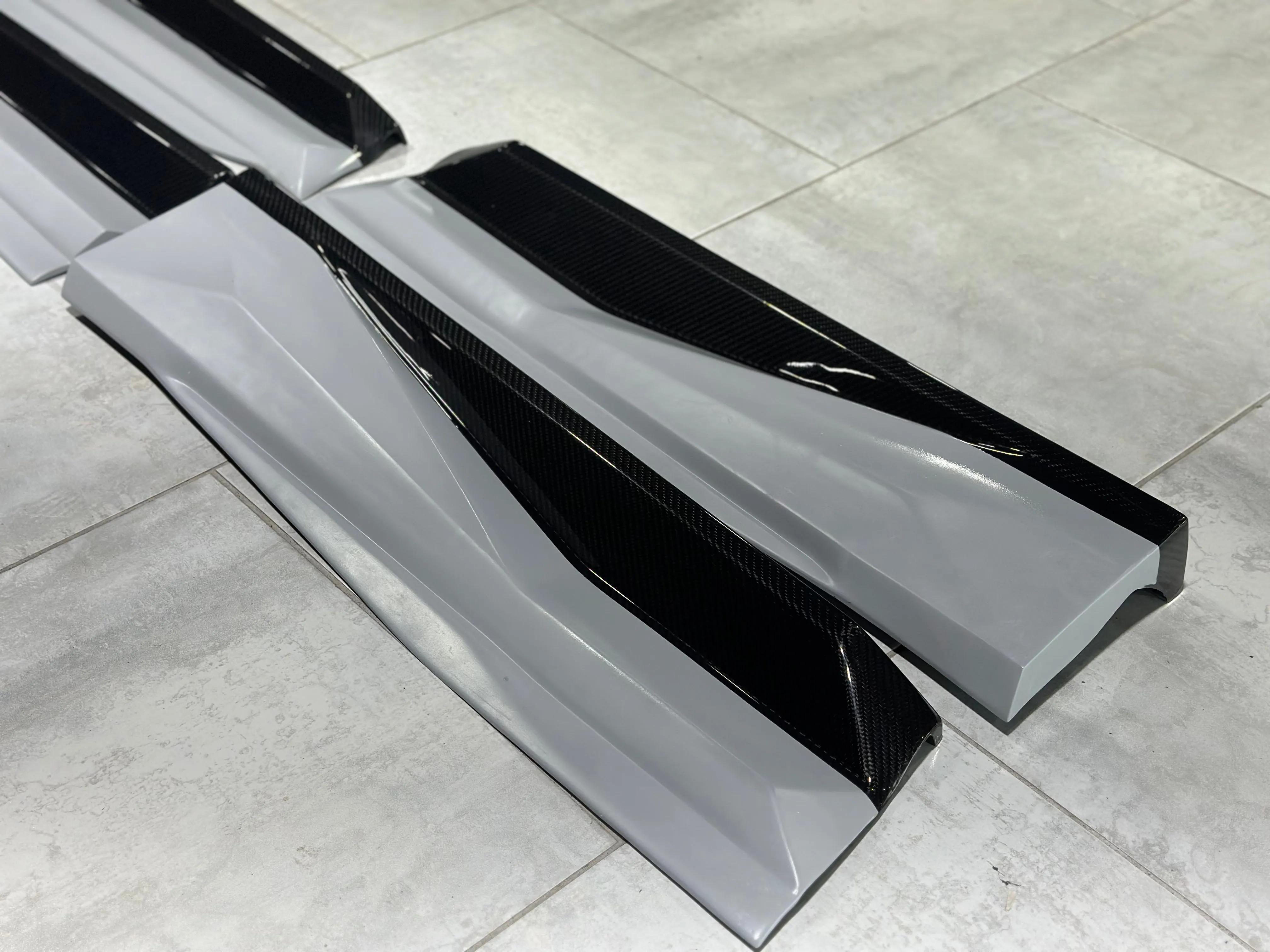 Aero Republic M Side Skirts for Lamborghini Urus 2019-2022 Carbon Fiber