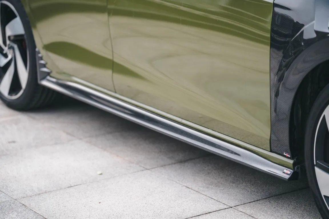 BCTXE Tuning Side Skirts for Volkswagen GTI & R-line MK8 2022-ON Pre-preg Carbon Fiber