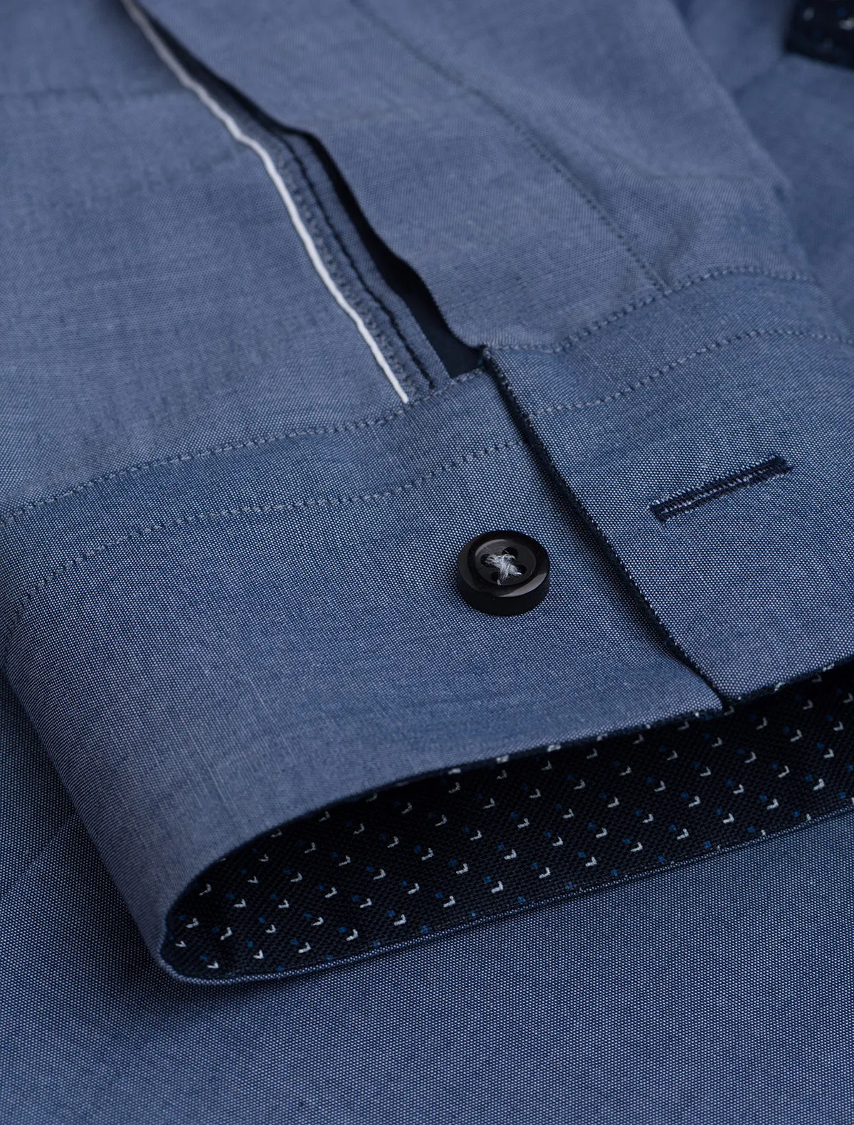 DENIM BUTTON-DOWN SHIRT