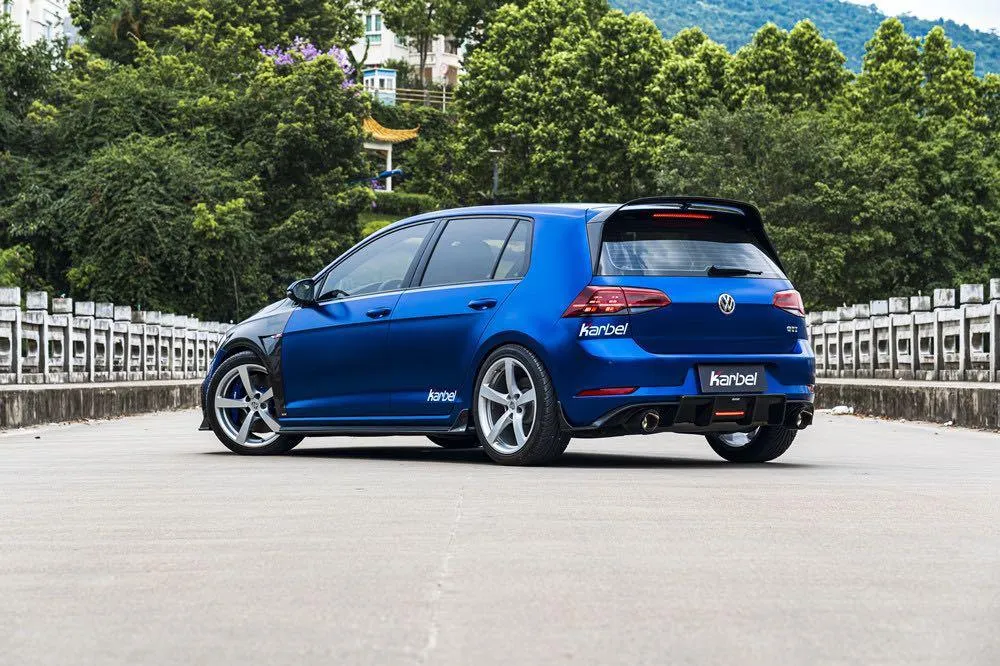 Karbel Carbon Side Skirts for Volkswagen Golf & GTI & Golf R MK7.5 Carbon Fiber
