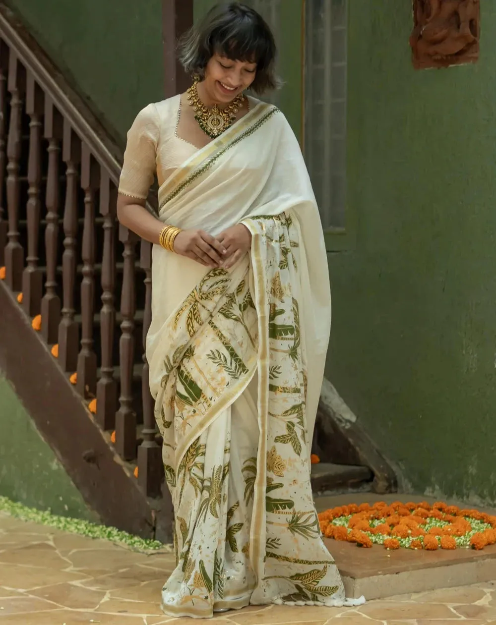 Off White Cotton Viscose Printed Saree With Tassels