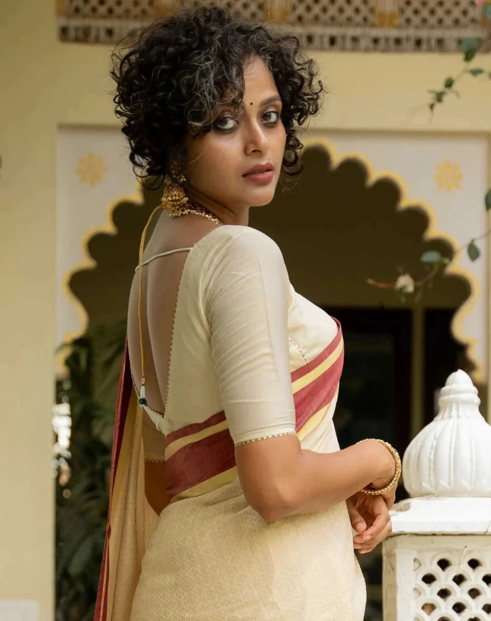 Readymade Creme Viscose Zari Blouse With Dome Neck