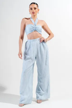  this CRINKLE WOVEN PRINT CROP CAMI &amp; WIDE PANTS SET is perfect for any occasion. The front tie adds a stylish detail